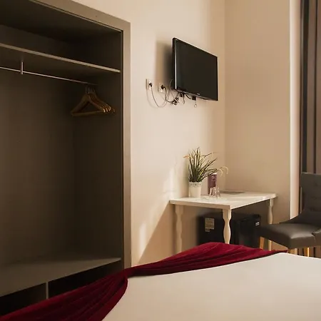 Arsenal Aparthotel