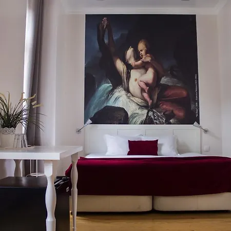 Appart hôtel Arsenal 3*