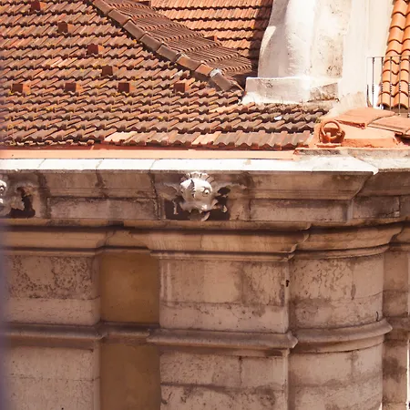 Arsenal Appart hôtel 3*